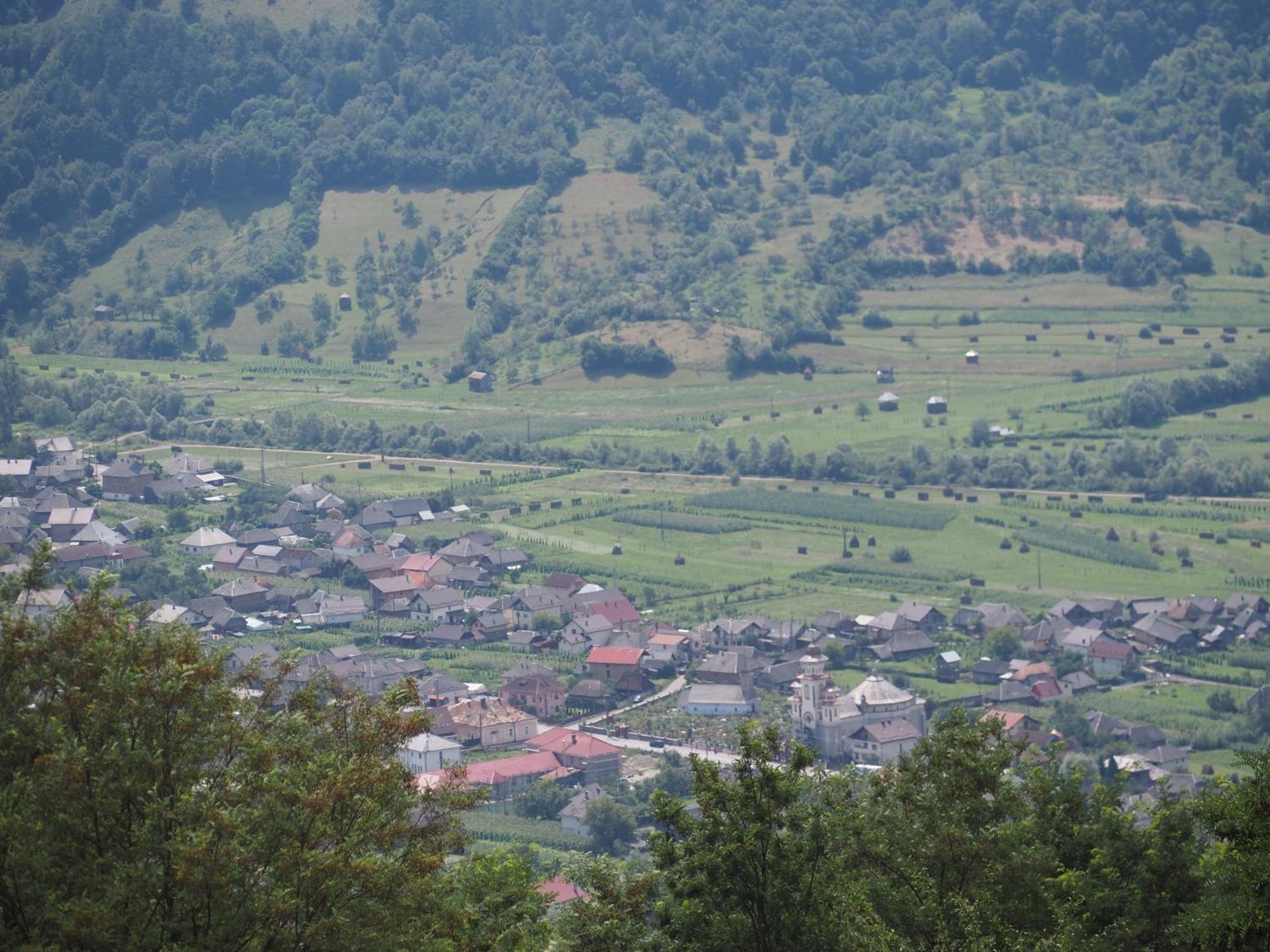 Pensiunea Sanziene Stramtura  Exterior photo